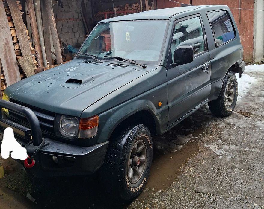 Mitsubishi Pajero mk2