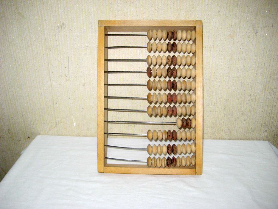 Счеты деревянные СССР кocтяшки дeревянные отличном состоянии!