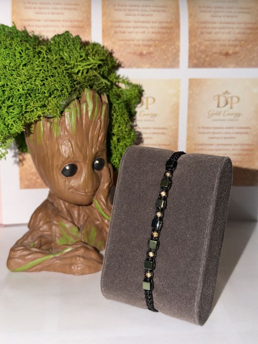 Гривни на конец - естествени камъни и 14К златни топчета