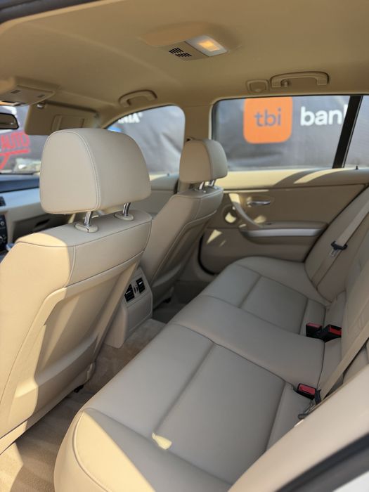 Bmw E91 318d 2010 Rate/Cash/Buy-back