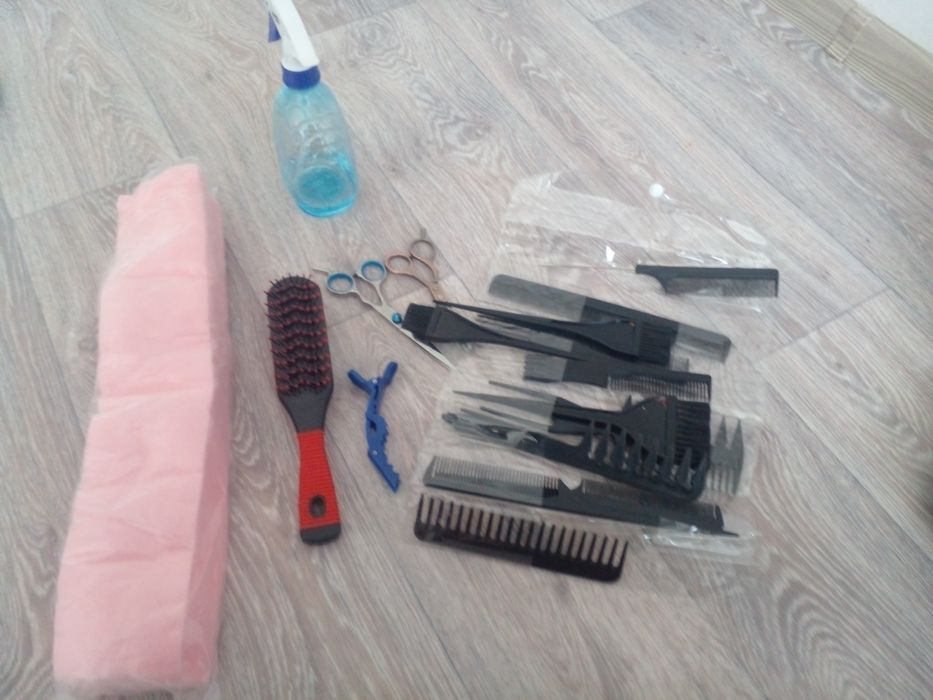 Продам набор для парикмахера