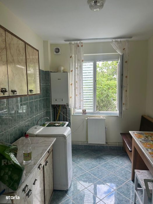 Apt 2 camere Podu Ros-Cantemir,  5 mn de Palas si Fac de Constructii!