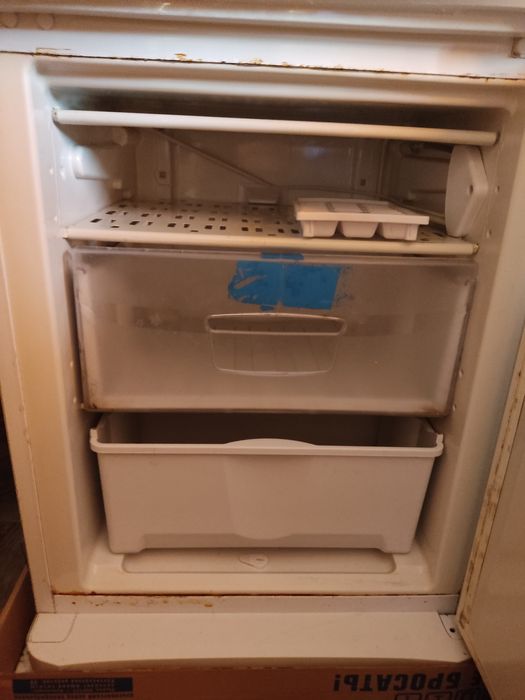 Холодильник хороший