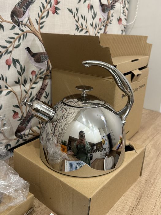 Новый чайник со свистком Tapperware оригинал