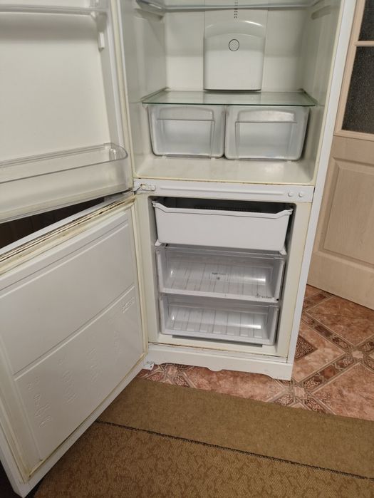 Продается холодильник