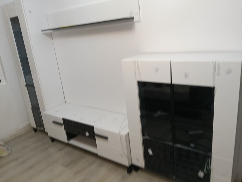 Montator. Ofer servicii  de montaj mobila
