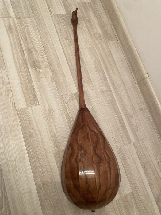 Продам домбыру Астана