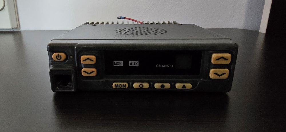 Kenwood tk760 statie auto