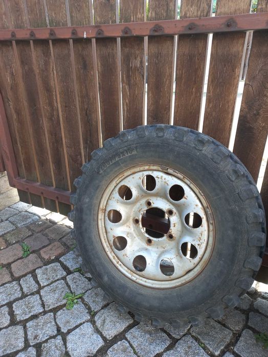5 броя джанти с гуми 205/75x15 за Daihatsu Feroza