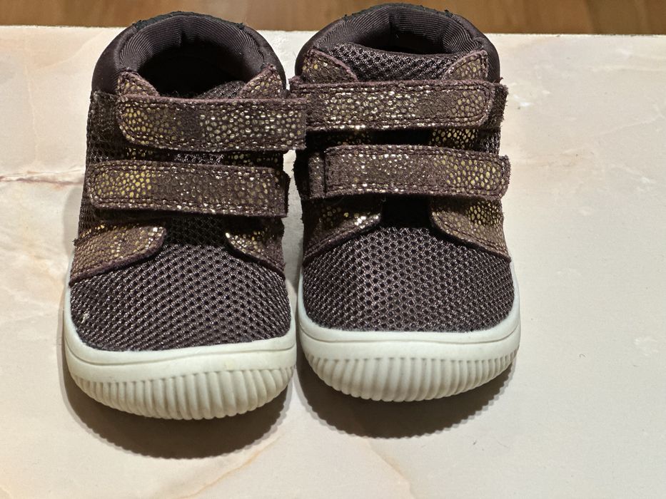 Детски обувки маратонки Woden размер 19 и размер 20