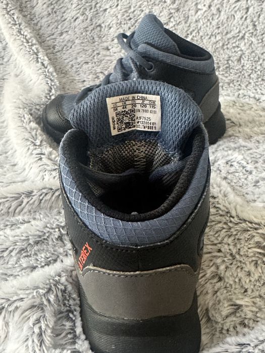 Детски зимни боти Adidas Terrex