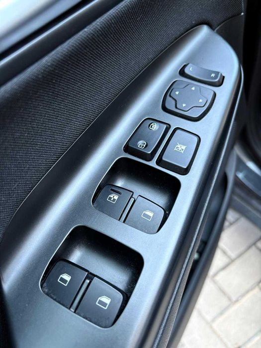 Hyundai Kona 1.0 T-GDI 120CP 2WD Highway