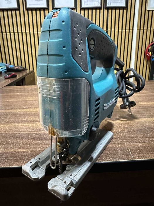 Електрически прободен трион Makita 4329, 450 W, 18 мм