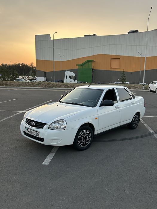 Продам Lada Priora 2170 в отличном состояний