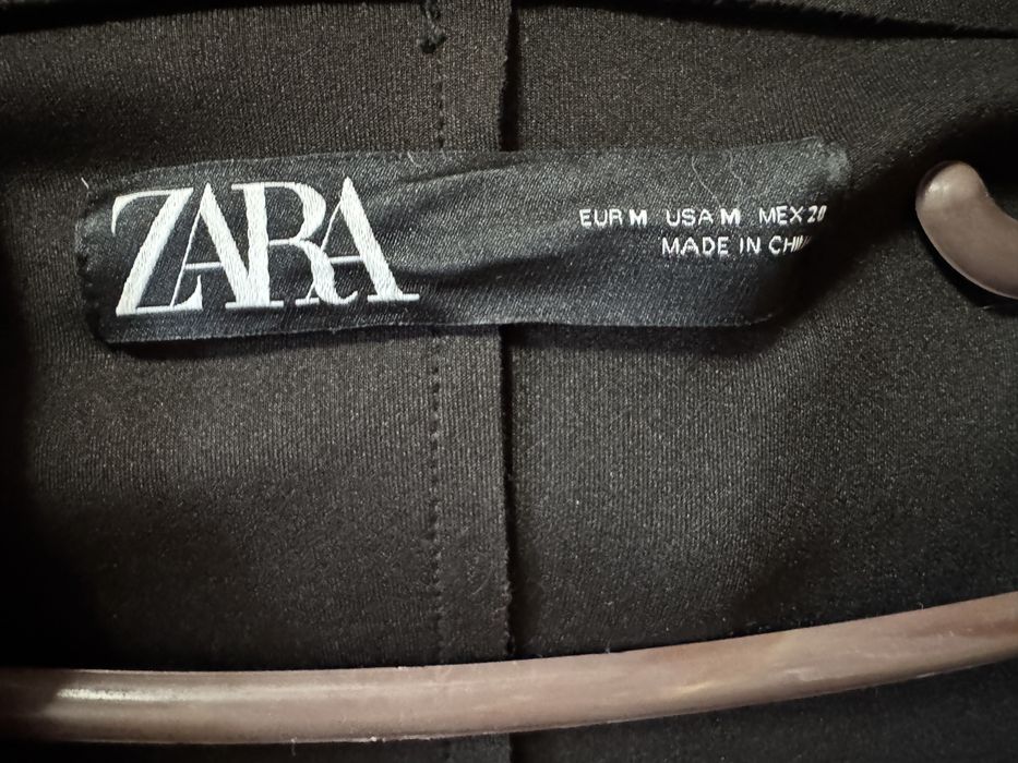 Есенна жилетка Zara