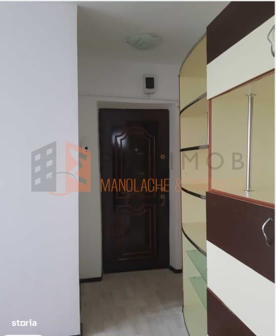 Apartament 2 camere cf 2 semidecomandat zona Spiru Haret