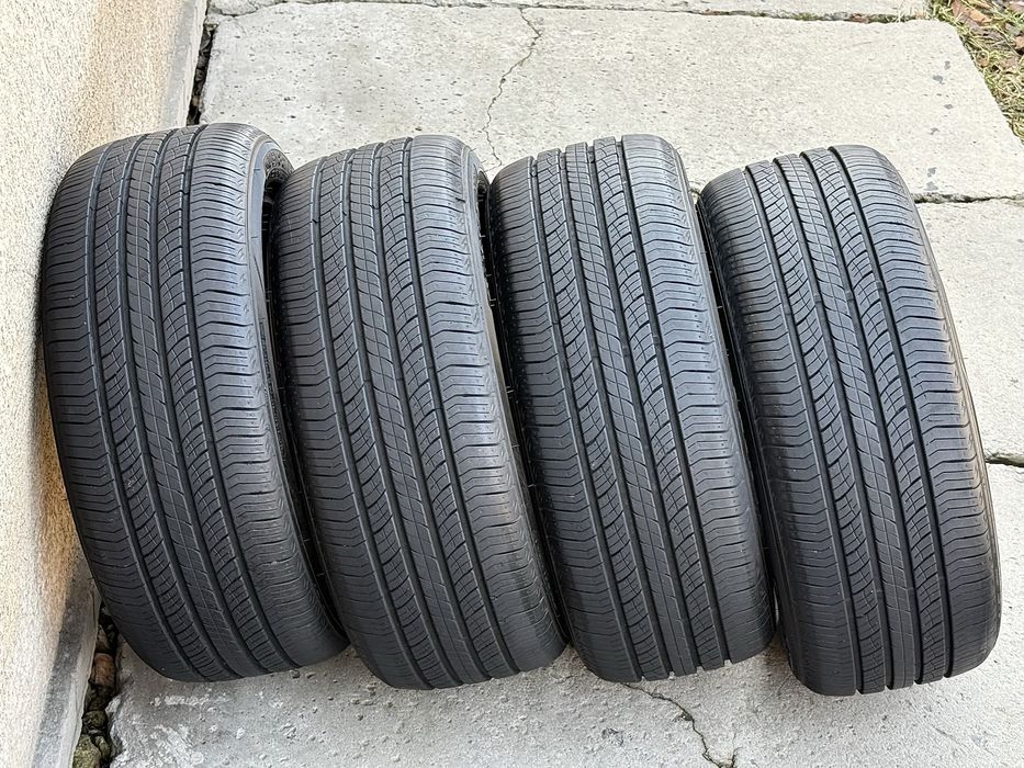 215|50 R17. Комплект летних шин.