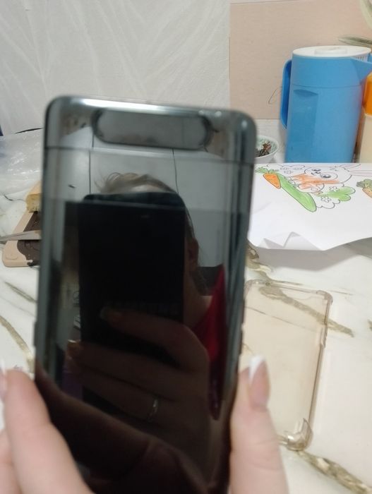 Флагман Самсунг А80