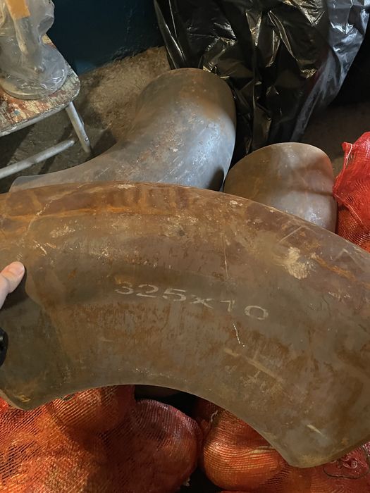 Отвод стальной 325*10