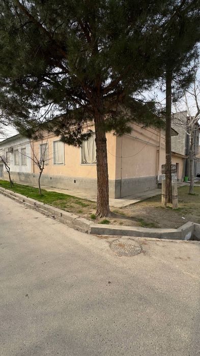 Учтема туман Истирохат ку́ча шоир махалла 1,66 сотих учаска сотилади