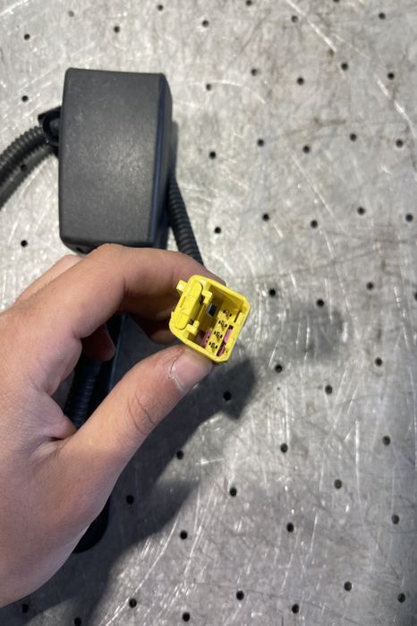 Teaca fata stanga 3D0 857 755 E Volkswagen VW Phaeton prima generatie