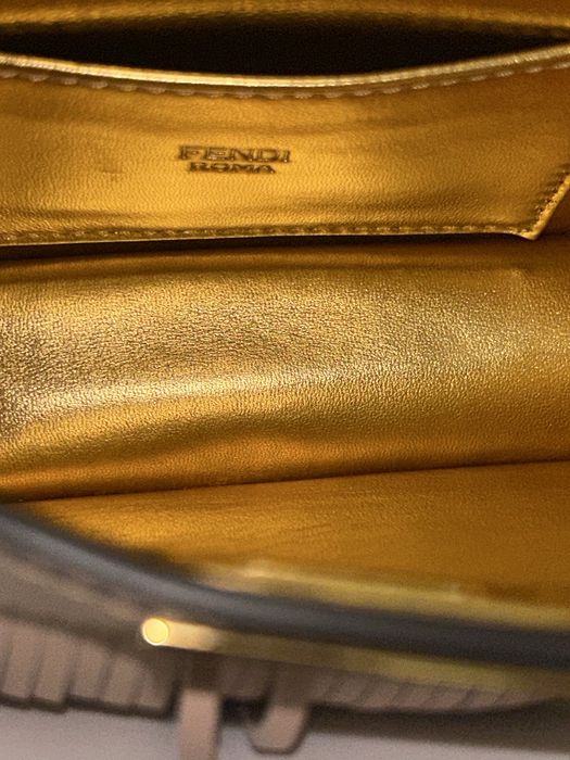 Fendi чанта нова