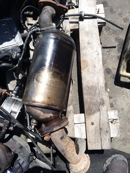 Catalizator Filtru Particule pentru Audi A4 B7 2.0 TDI BPW din 2007