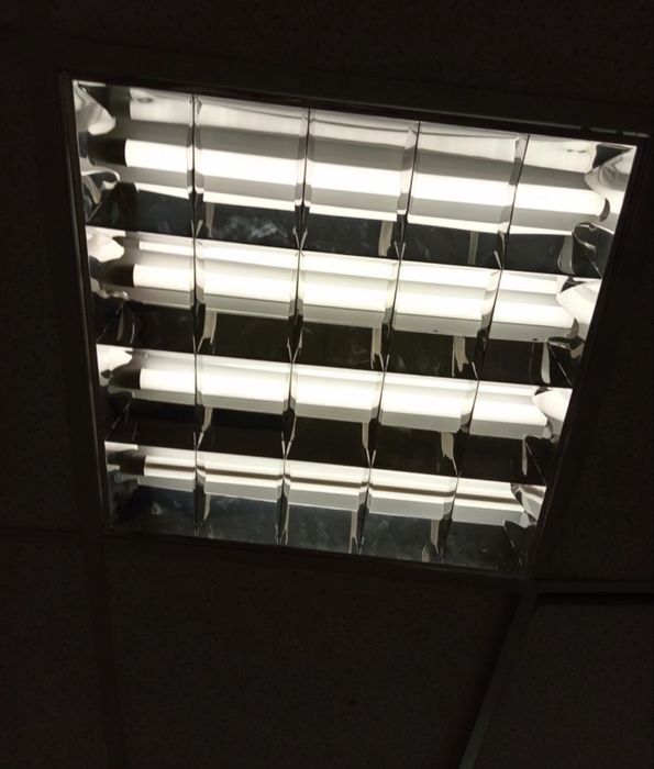 Светильники под армстронг.2.000тг.