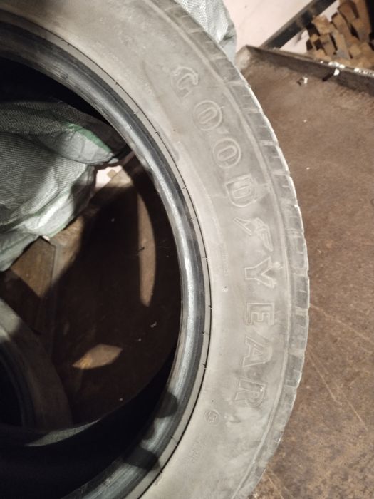 Продам резины щины