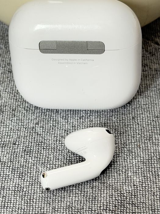Airpods 4 ANC case