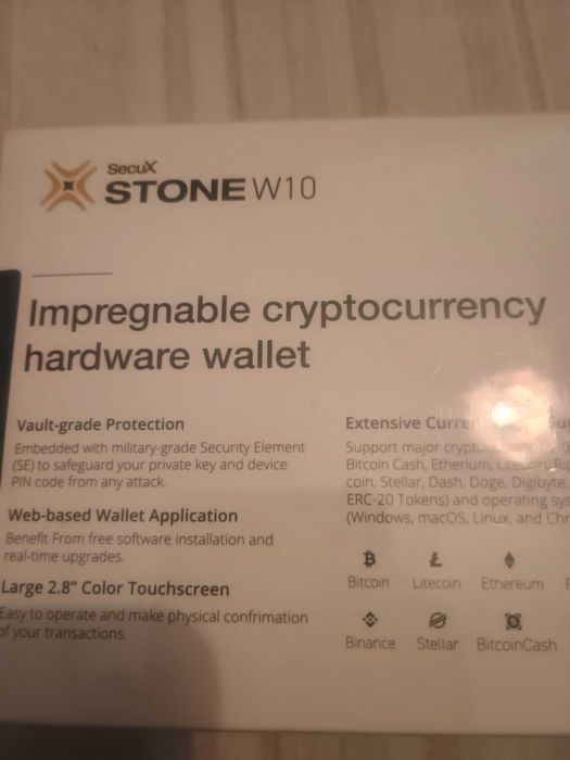 Хардуерен крипто портфейл / crypto wallet