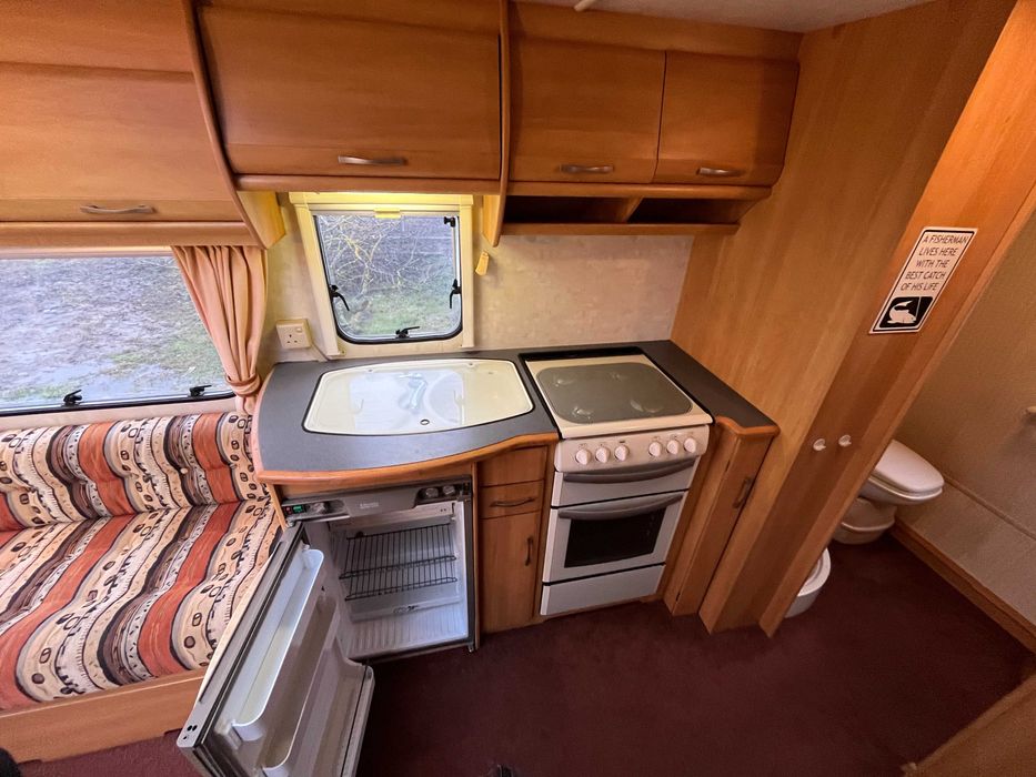 Rulota Swift Charisma 2002 neinmatriculata boiler gaz, acumulator