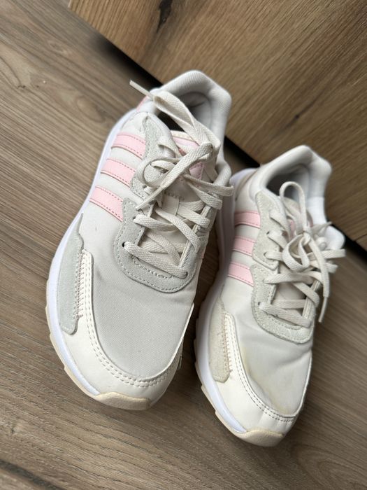 Дамски обувки ADIDAS