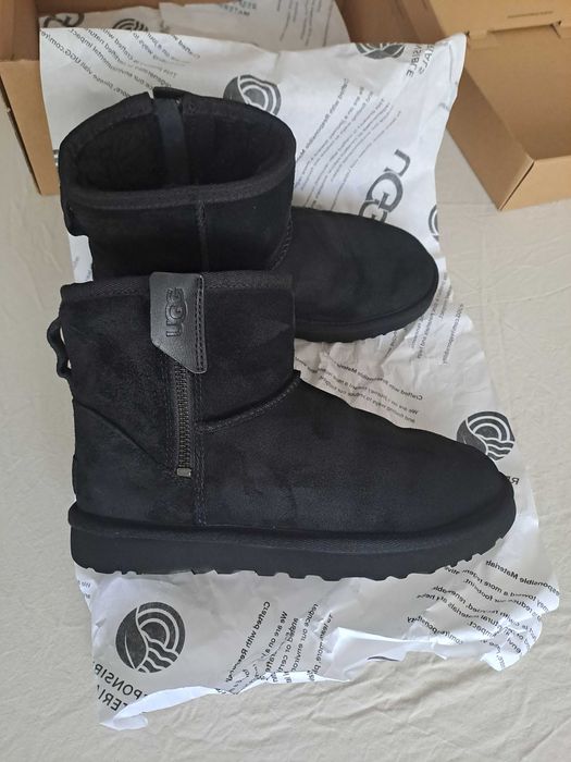 UGG - Ghete de piele întoarsă
