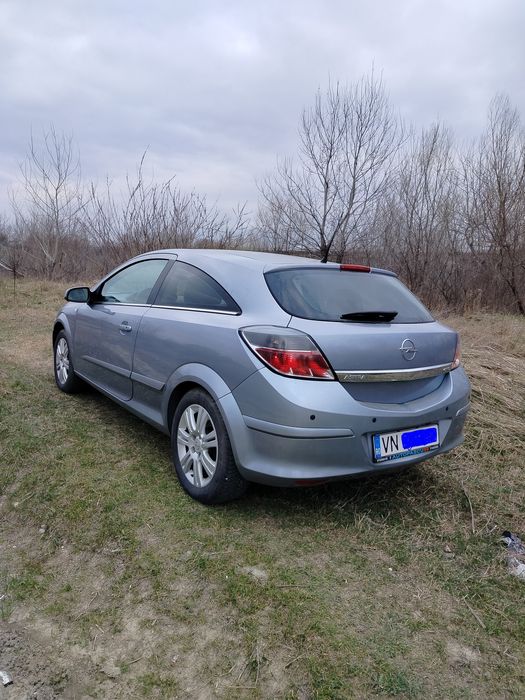 Vând Opel Astra GTC
