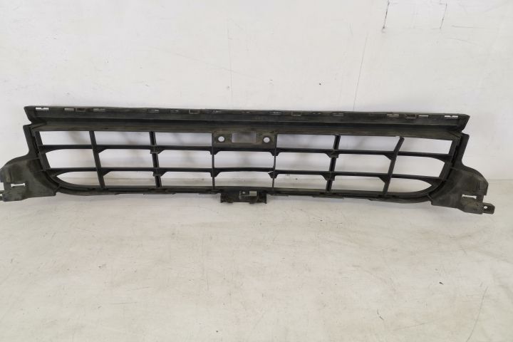 Оригинална централна решетка в добро състояние Порше Панамера / Porsch