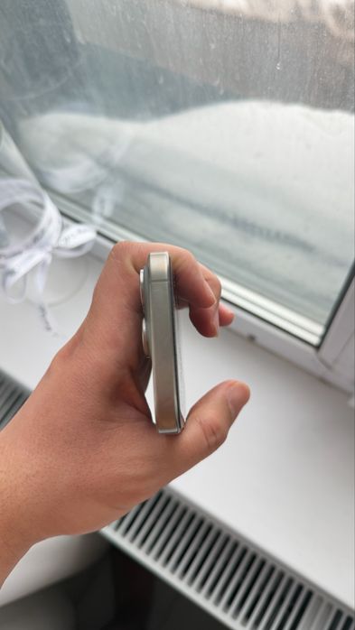 Продам iphone 15 pro 256 gb