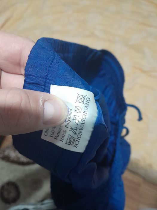 Pantaloni impermeabil L nou