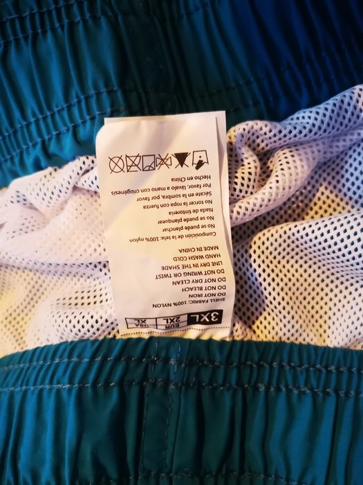 Pantaloni scurti baie