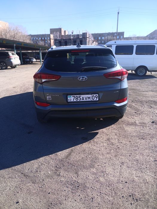 продам машину туксон 2018