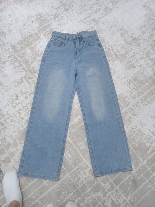 Продам новые джинсы