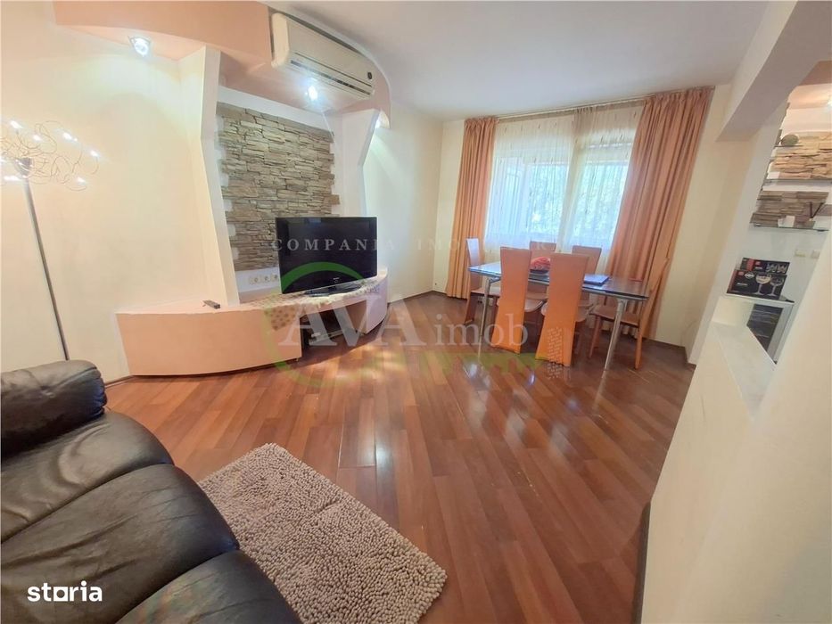 Apartamnet 3 decomandate, etaj 2, cu 2 bai, centrala, zona Ura