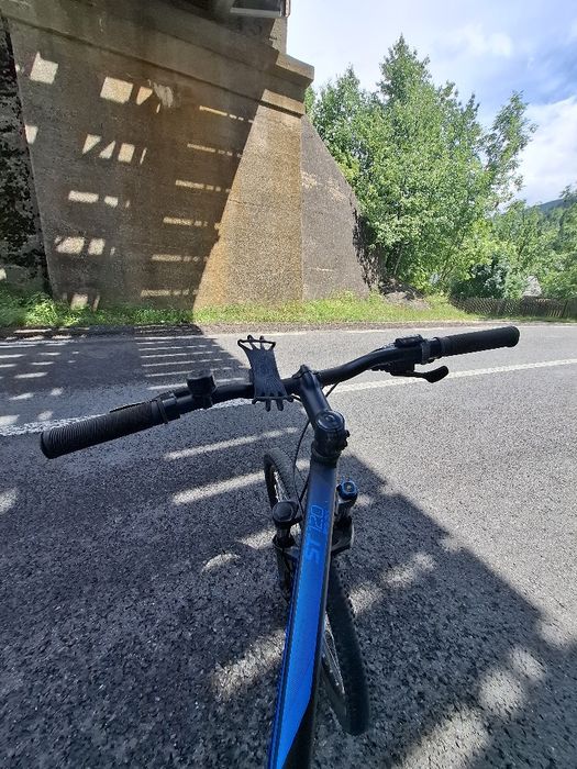 Vând bicicleta Rockrider ST120