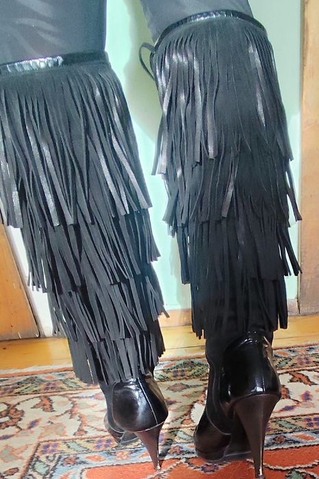 Ботуши естествена кожа и с ресни