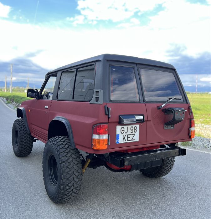 Nissan Patrol Y60 SLX