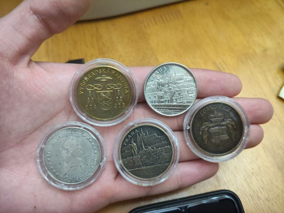 Продам коллекцию монет