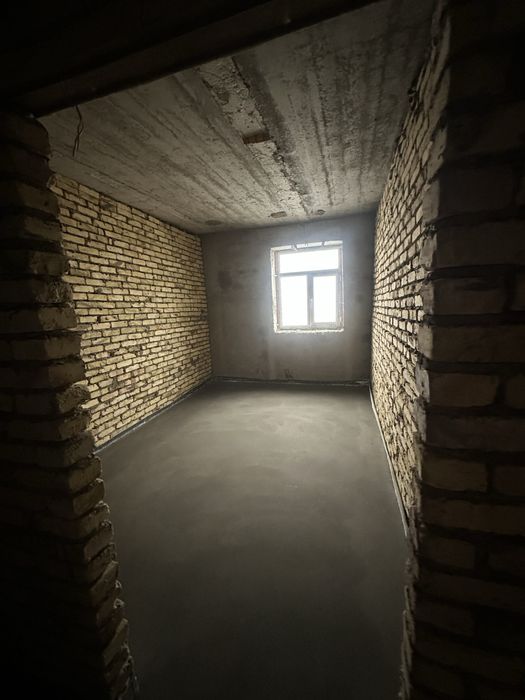 Нажмиддина Кубро 70/1V