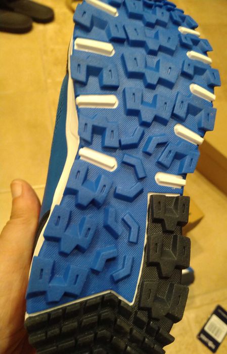 Нови маратонки 32 н.