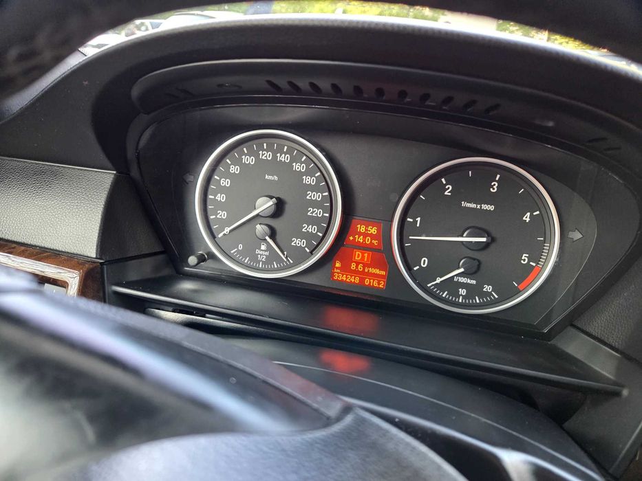 BMW E60 530d Full Option M Paket 235 CP