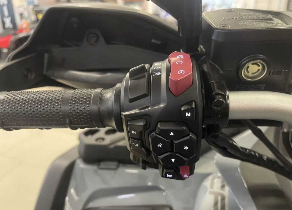 Квадроцикл CFMoto CForce 800 HO EPS LTD
